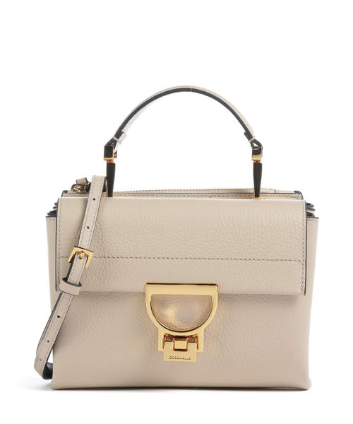 sumka-cherez-plecho-coccinelle-arlettis-iz-zernistoi-kozhi-tsveta-pesochnogo-stekla