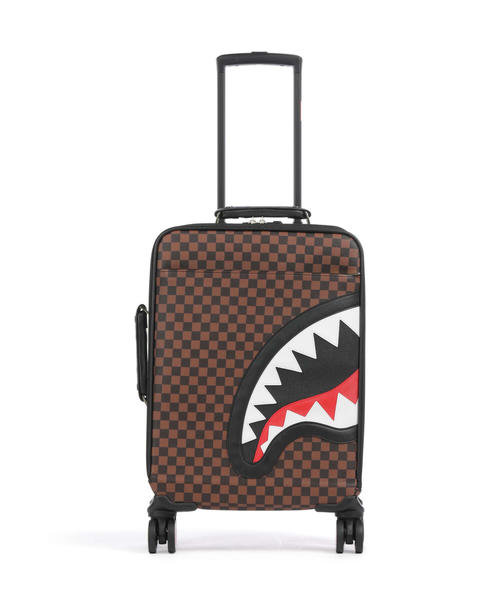 chemodan-sprayground-sawtooth-sharks-in-paris-spinner-4-kolesa-korichnevyi-55-sm