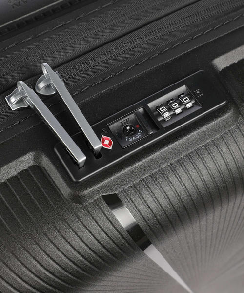 Чемодан American Tourister Starvibe Spinner (4 колеса), черное, 55 см