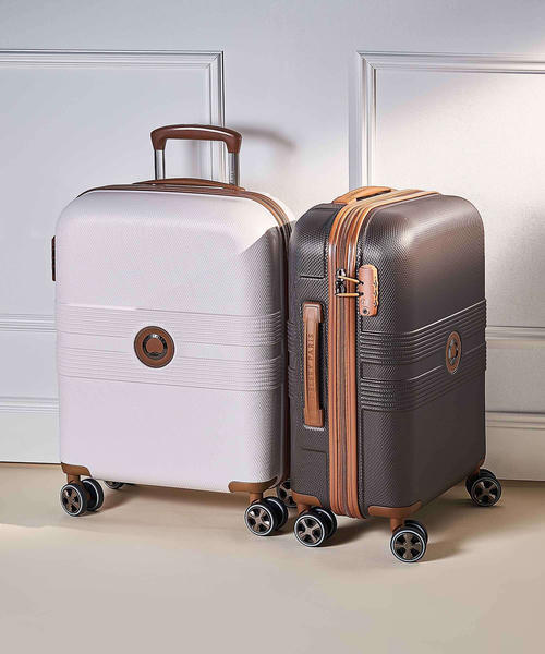 Чемодан Delsey Paris Flaner SE Spinner (4 колеса), цвет шампанского, 55 смЧемодан