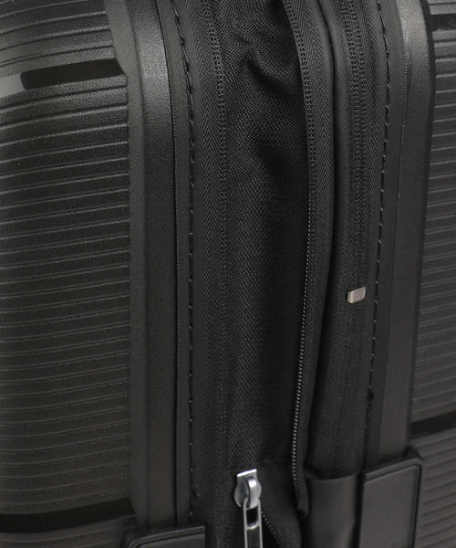 Чемодан American Tourister Starvibe Spinner (4 колеса), черное, 55 см