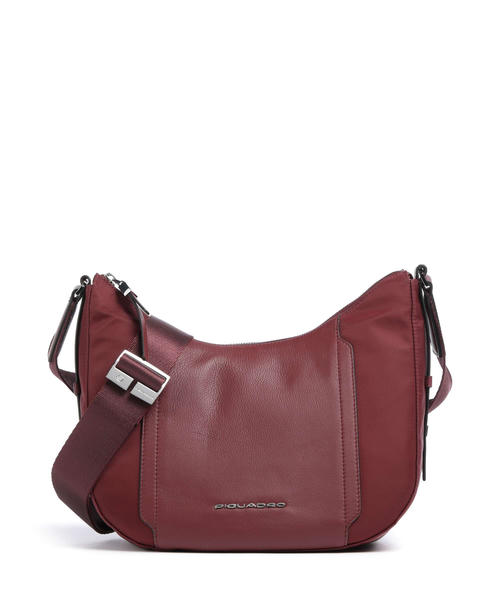 sumka-cherez-plecho-piquadro-w92t-iz-pererabotannogo-neilona-borgonia