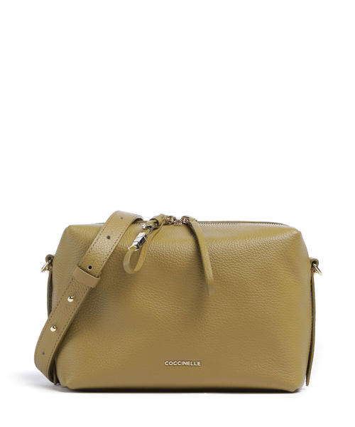 sumka-cherez-plecho-coccinelle-nory-iz-zernistoi-kozhi-i-morskoi-travy