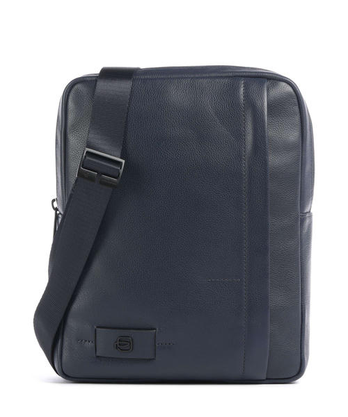 sumka-cherez-plecho-piquadro-w137-iz-zernistoi-korovei-kozhi-sinego-tsveta-1