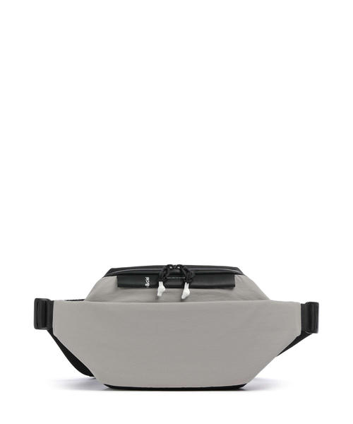 sumka-cherez-plecho-cote-ciel-isarau-s-iz-neilona-svetlo-seraia