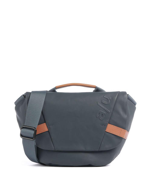 teti-i-diadi-iaponiia-kazo-sumka-cherez-plecho-kxlopok-kosmicheskaia-pustota